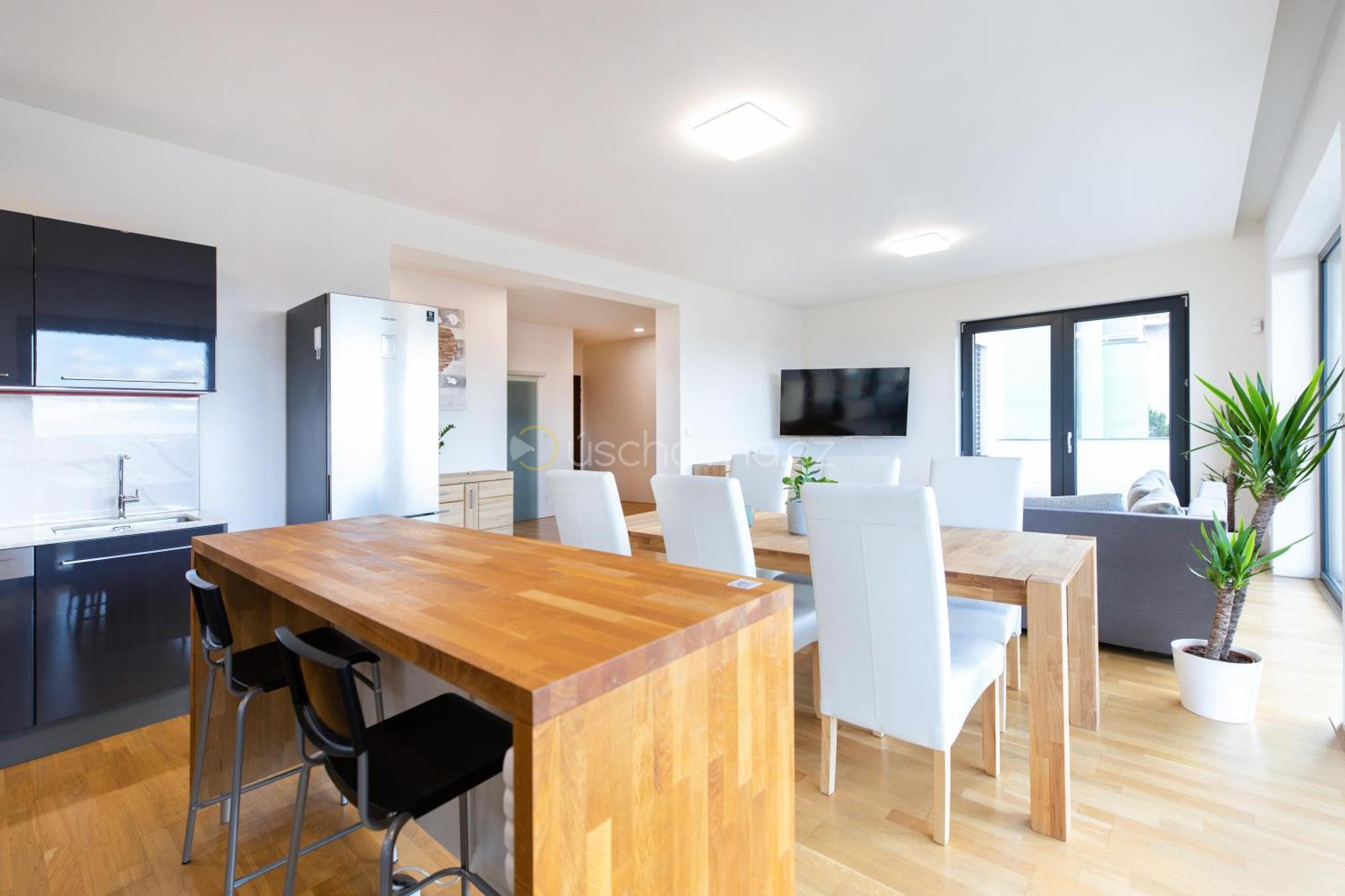 Appartement Airport Luxury & *