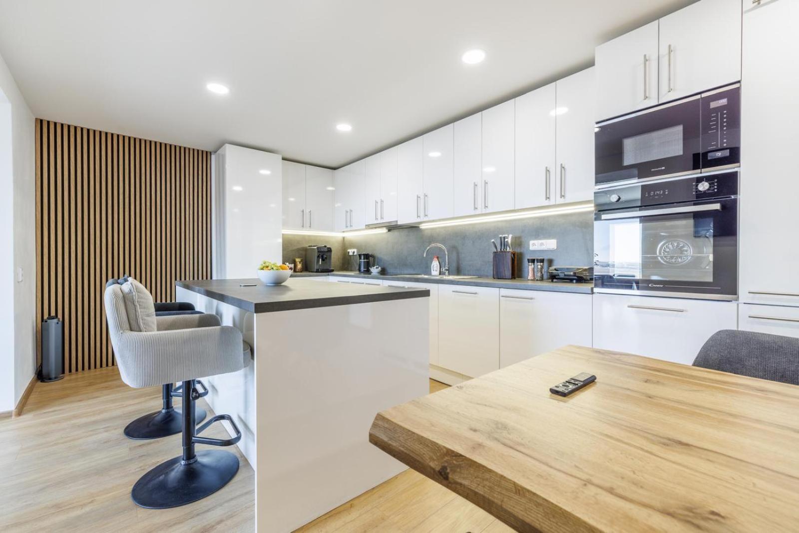 Appartement Airport Luxury & *